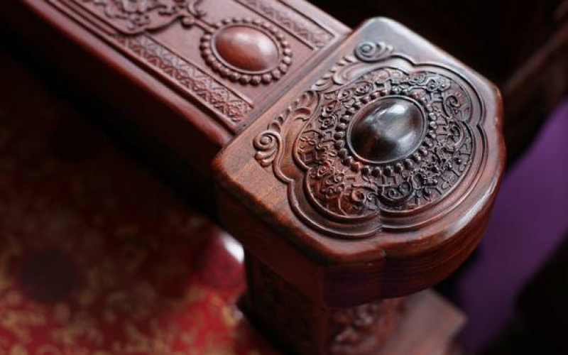 红木家具厂为您先容为什么各人都爱红木家具？？？？